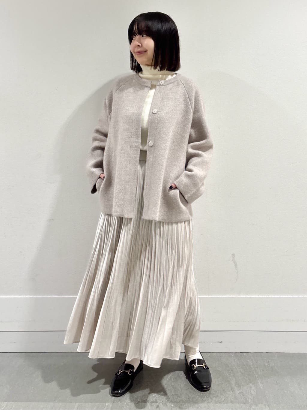 モエカさんの「UNTITLED｜【軽アウター/ミドル丈】ウールニットコーディガン」を使ったコーディネート