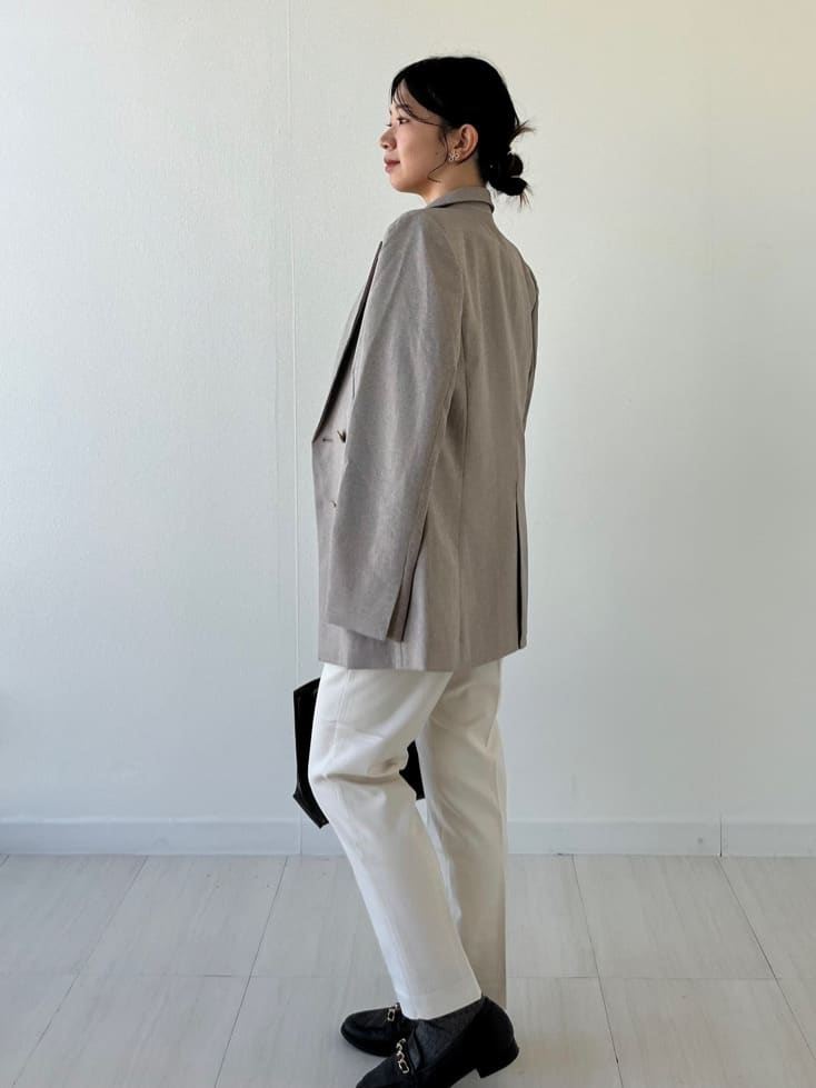 Mori Moriさんの「index｜オフショルダーニット【洗濯機OK】」を使ったコーディネート