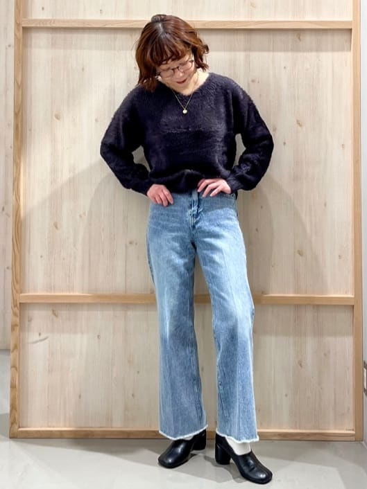 nakoさんの「THE SHOP TK｜【華やかで柔らか】ふわふわフェザーニット/洗える・前後2WAY」を使ったコーディネート