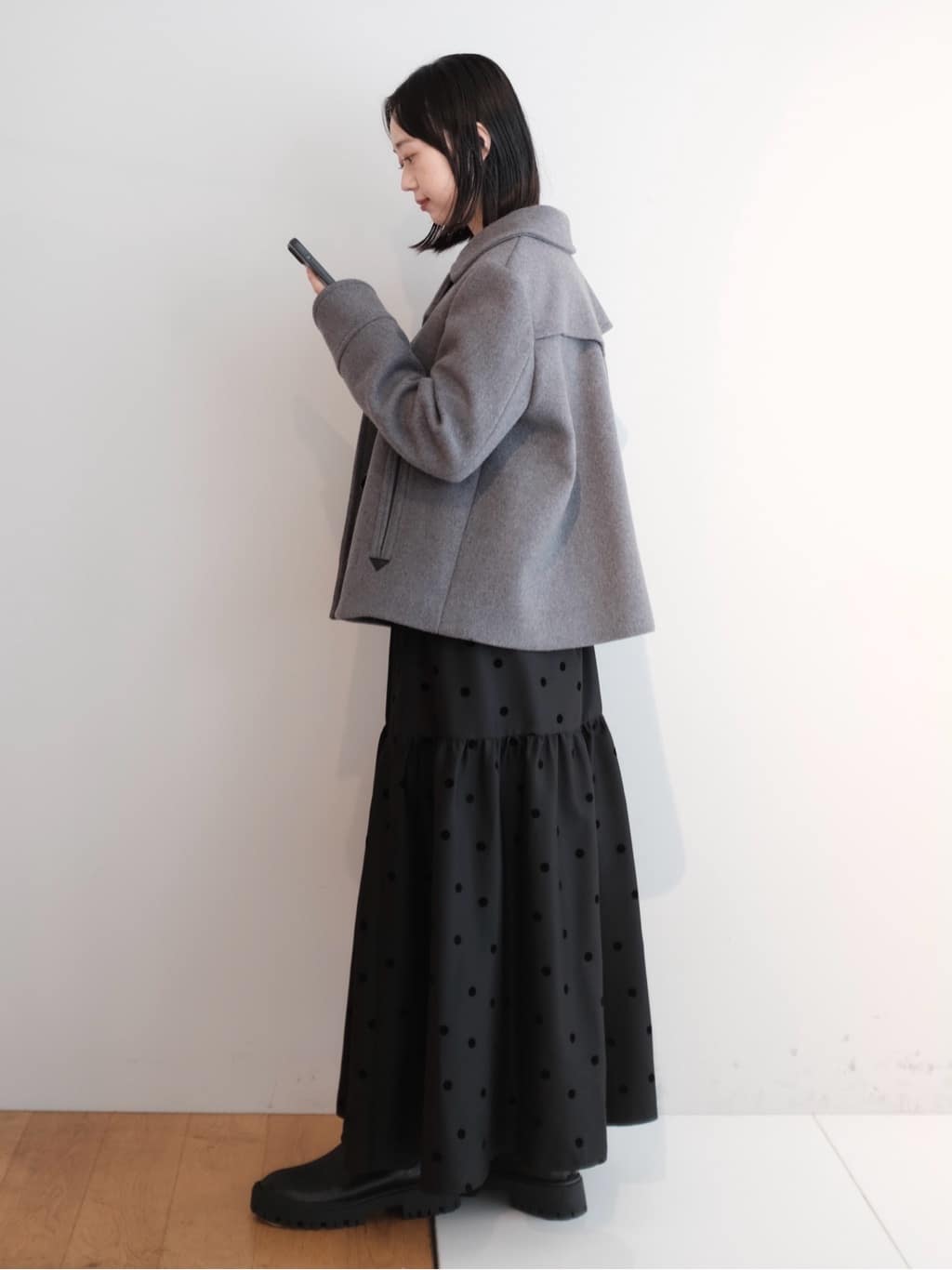 Kishimotoさんの「DRESSTERIOR｜◆Dhyana．（ディアナドット） バックファスナー チェルシーブーツ」を使ったコーディネート