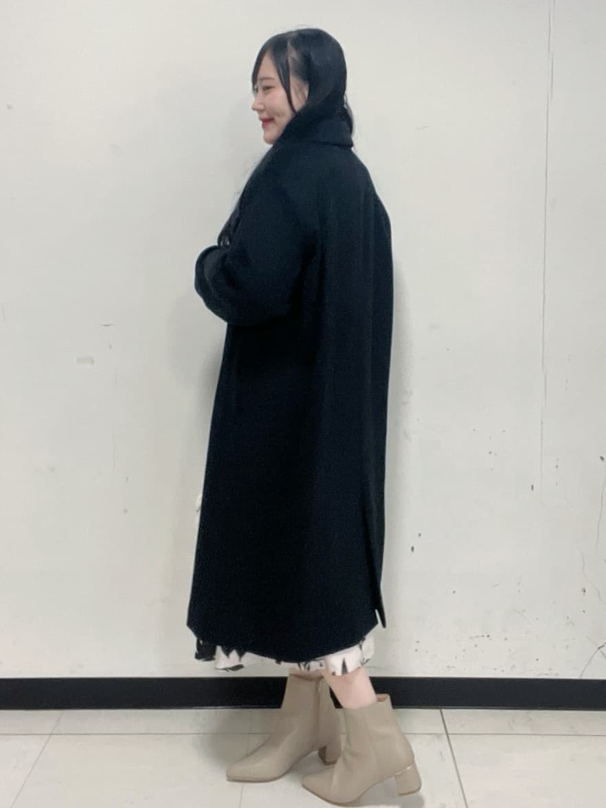 Hitomiさんの「index｜カシミヤブレンドウールチェスターコート」を使ったコーディネート