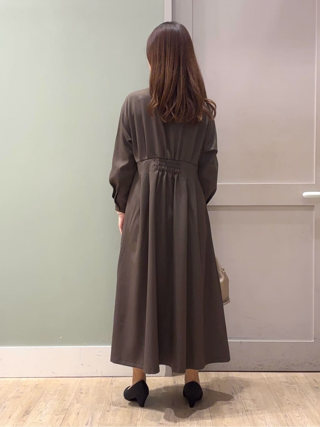 しばみさんの「grove｜品よくまとう、大人のシャツワンピース」を使ったコーディネート