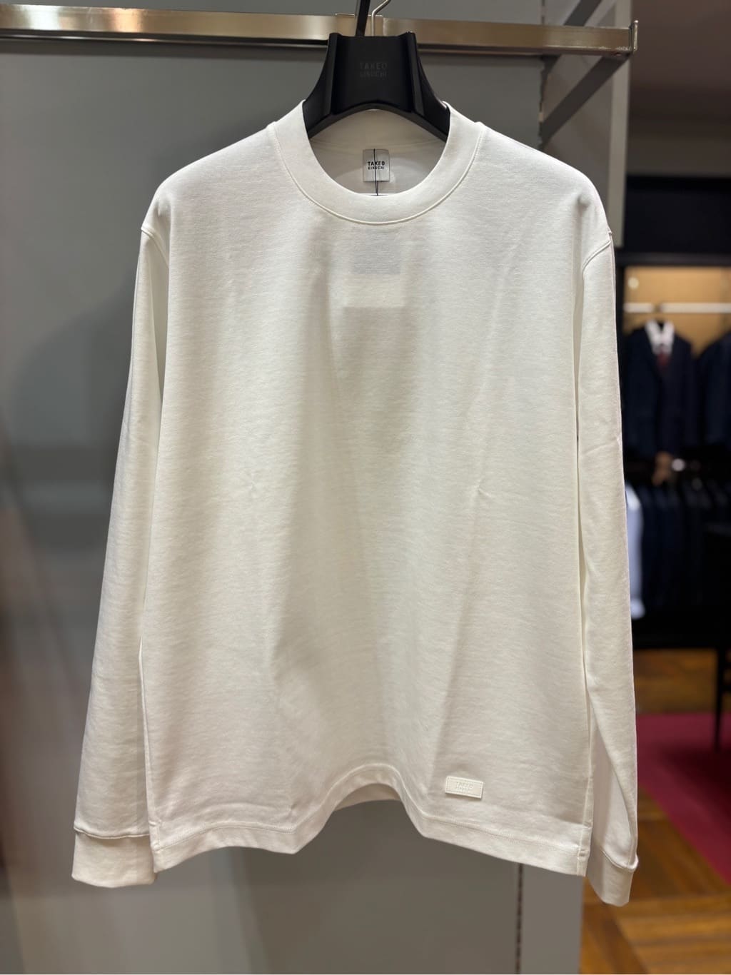 ヒナさんの「TAKEO KIKUCHI｜ストレッチ テーラードＴシャツ」を使ったコーディネート