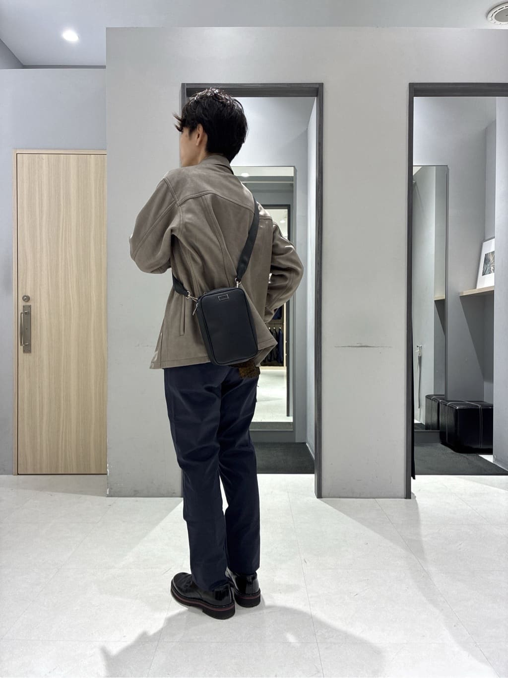 わいずみさんの「TAKEO KIKUCHI｜【Made in JAPAN】播州織 ドビー千鳥シャツ」を使ったコーディネート