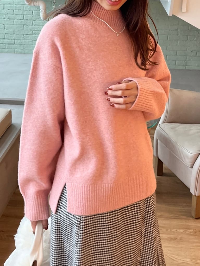 はばさんの「Couture brooch｜【5色展開】やわらかヤクライクニット」を使ったコーディネート