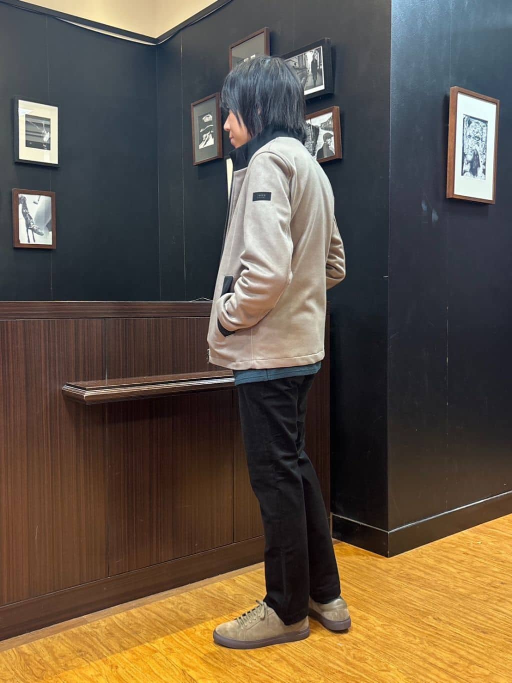 moritaさんの「TAKEO KIKUCHI｜サイドゴアストレッチコーデュロイパンツ」を使ったコーディネート
