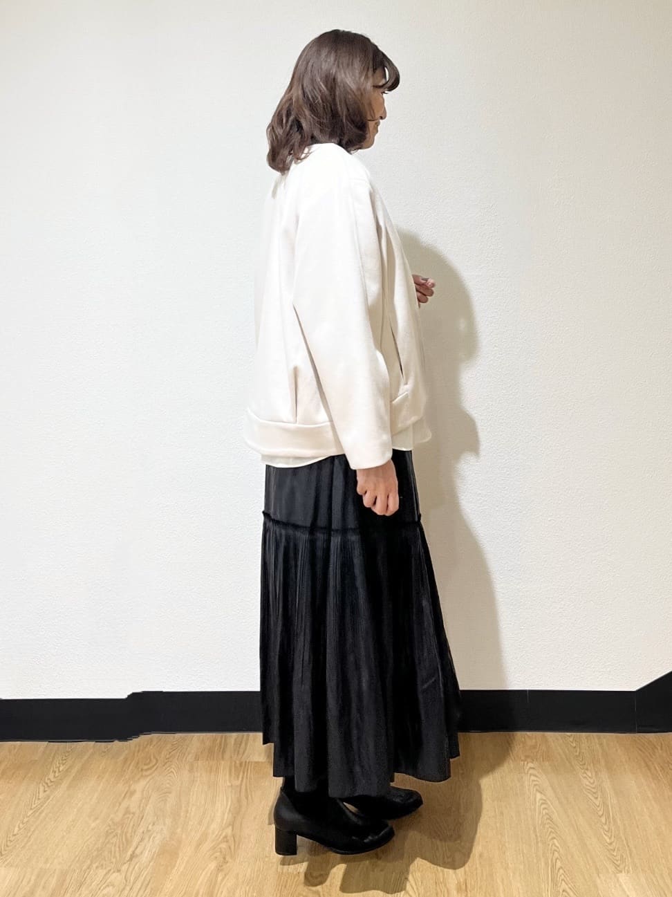 ayaさんの「Reflect｜【一枚で着映え◎／ゆったりシルエット】ラメ&times;スパンコールウール混ニット」を使ったコーディネート