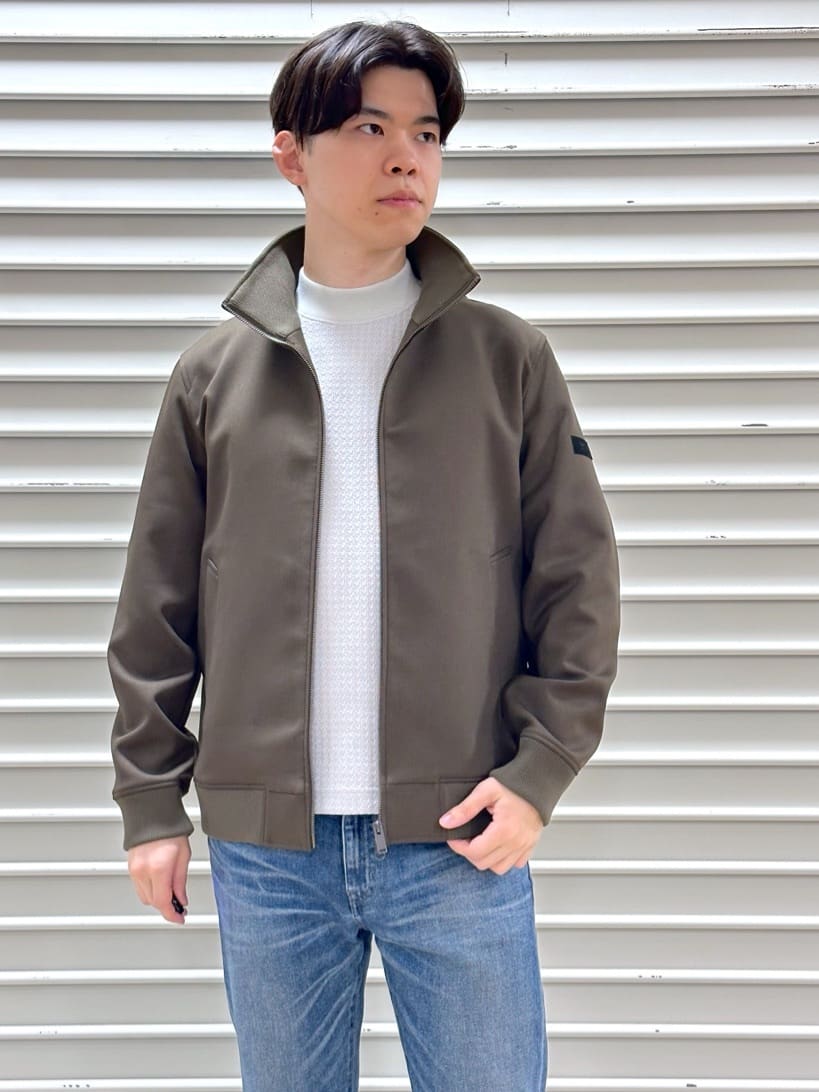 イッシーさんの「TAKEO KIKUCHI｜【JUST ONE LAYER】ダウンファブリック ジップアップ リブ ブルゾン」を使ったコーディネート