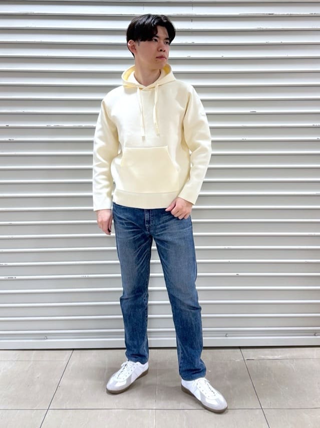イッシーさんの「TAKEO KIKUCHI｜スポンディッシュ プルオーバー ニットパーカ」を使ったコーディネート