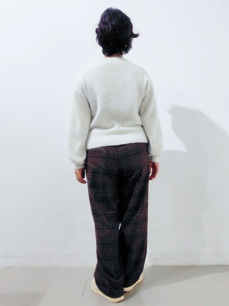 kodamaさんの「THE SHOP TK｜【洗える】上品にきらめく フェザーラメニット」を使ったコーディネート