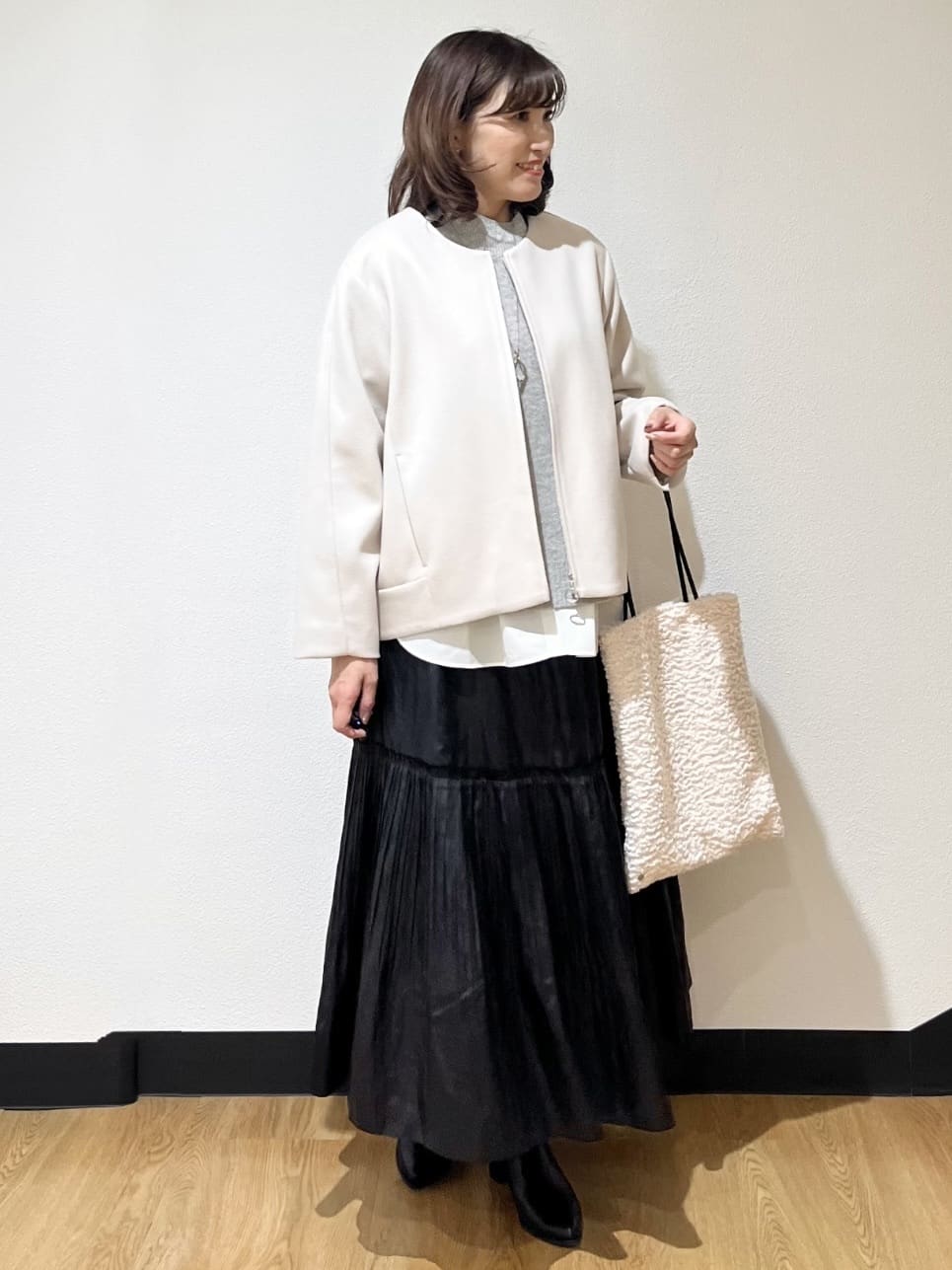 ayaさんの「Reflect｜【一枚で着映え◎／ゆったりシルエット】ラメ&times;スパンコールウール混ニット」を使ったコーディネート
