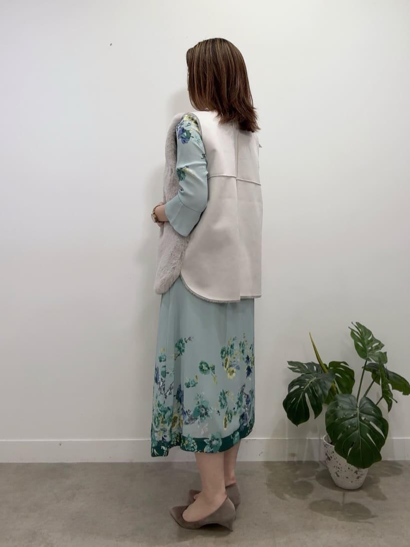 Suma Una本部スタッフさんの「SunaUna｜【手洗い可】花柄パネルワンピース」を使ったコーディネート