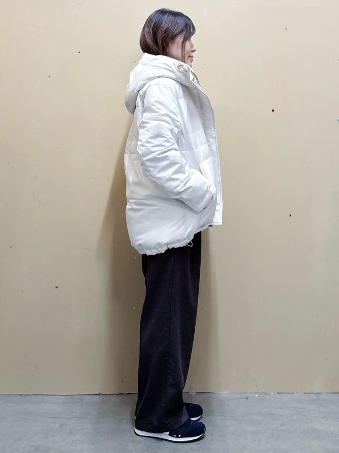  E.Yさんの「THE SHOP TK｜【アンチピリング/静電気防止/洗える】ヘンリーレイヤードニット」を使ったコーディネート