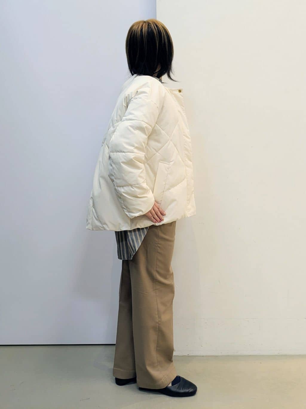 kotoさんの「THE SHOP TK｜きれいめにもカジュアルにも ノーカラーキルトジャケット」を使ったコーディネート