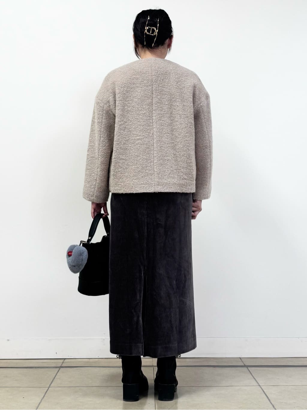 なかもとあきさんの「DRESSTERIOR｜◆ループヤーンショートジャケット」を使ったコーディネート