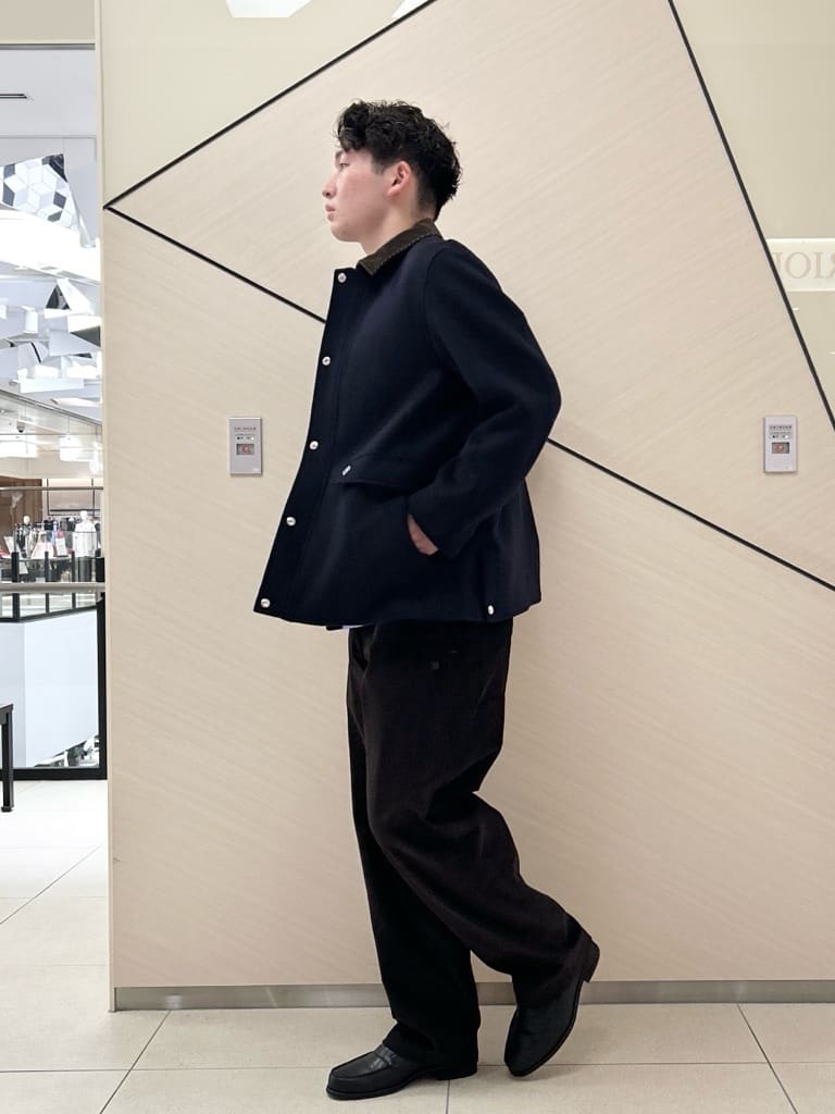 千葉亮太さんの「DRESSTERIOR｜コーデュロイパンツ」を使ったコーディネート