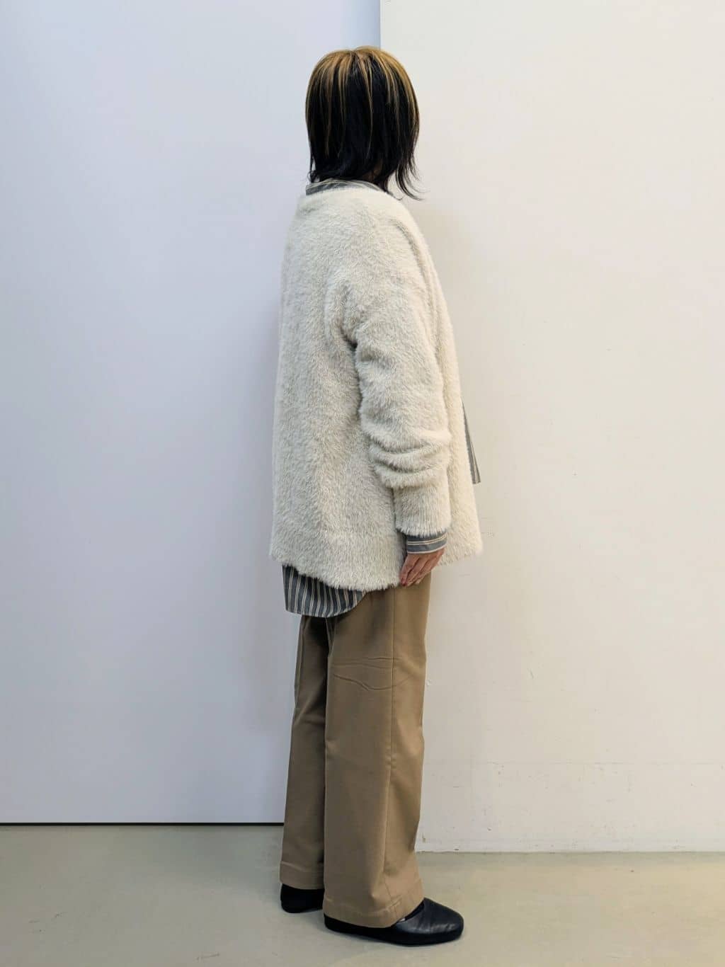 kotoさんの「THE SHOP TK｜【ふわふわあったか】フェザーカーディガン」を使ったコーディネート