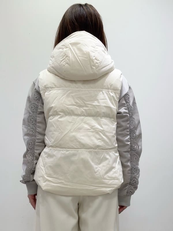 Suma Una本部スタッフさんの「SunaUna｜◆【COLLECTION LINE】レース付プルオーバー」を使ったコーディネート