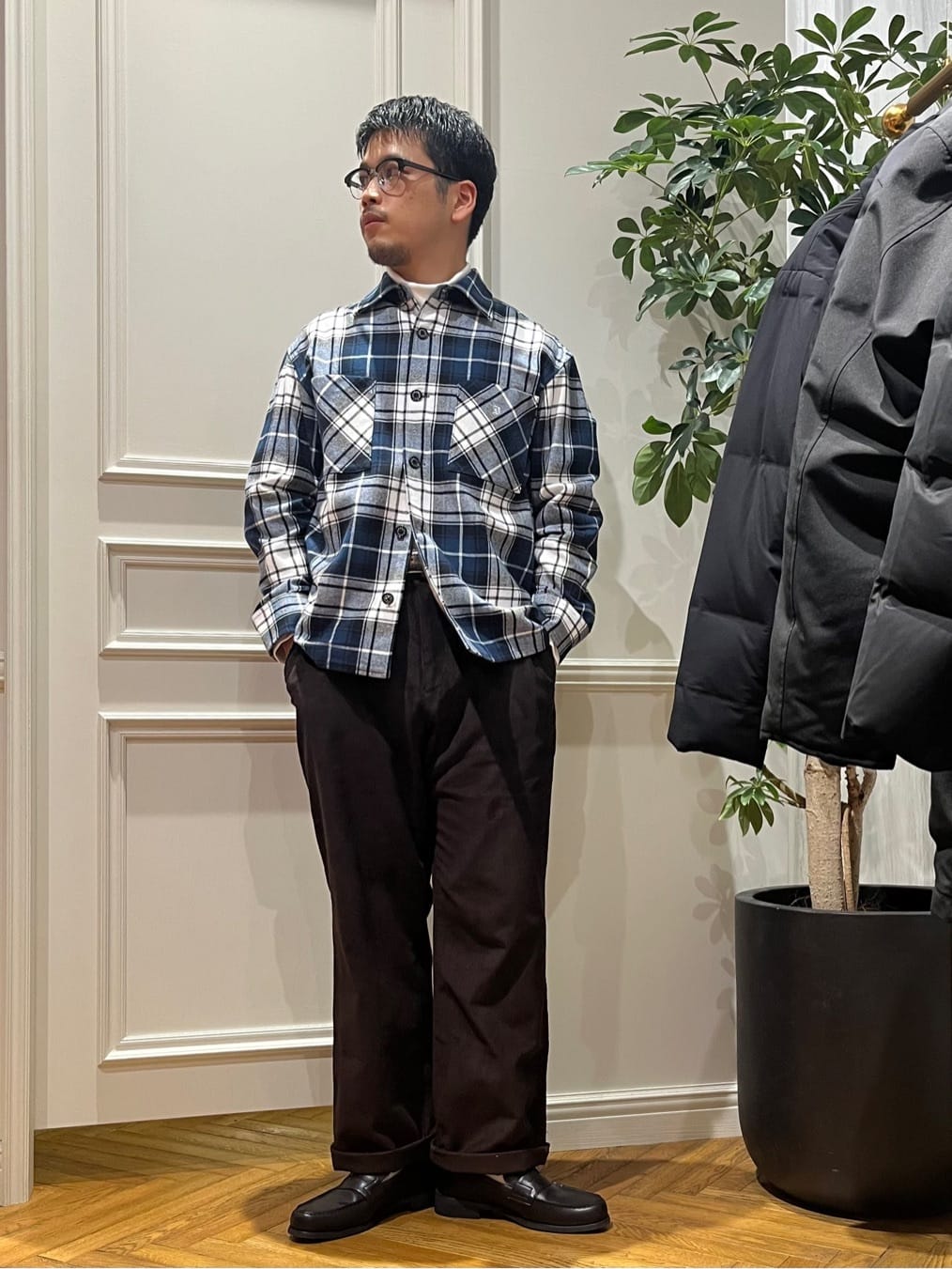 Tokuさんの「DRESSTERIOR｜ハイグレード オフタートルカットソー」を使ったコーディネート