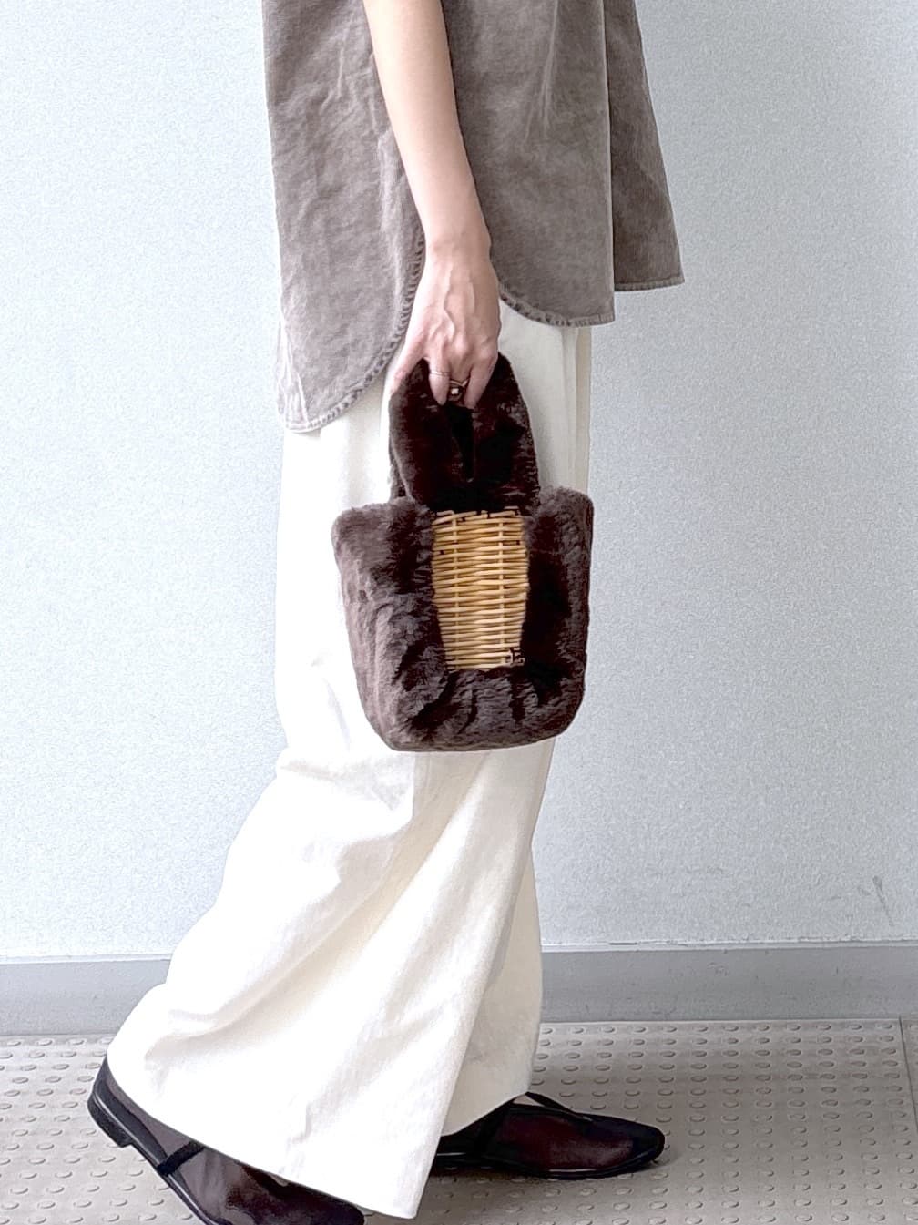 saitoさんの「DRESSTERIOR｜【洗える/抜け感】コーデュロイガーメントダイシャツ」を使ったコーディネート