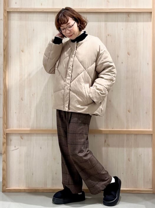 nakoさんの「THE SHOP TK｜きれいめにもカジュアルにも ノーカラーキルトジャケット」を使ったコーディネート
