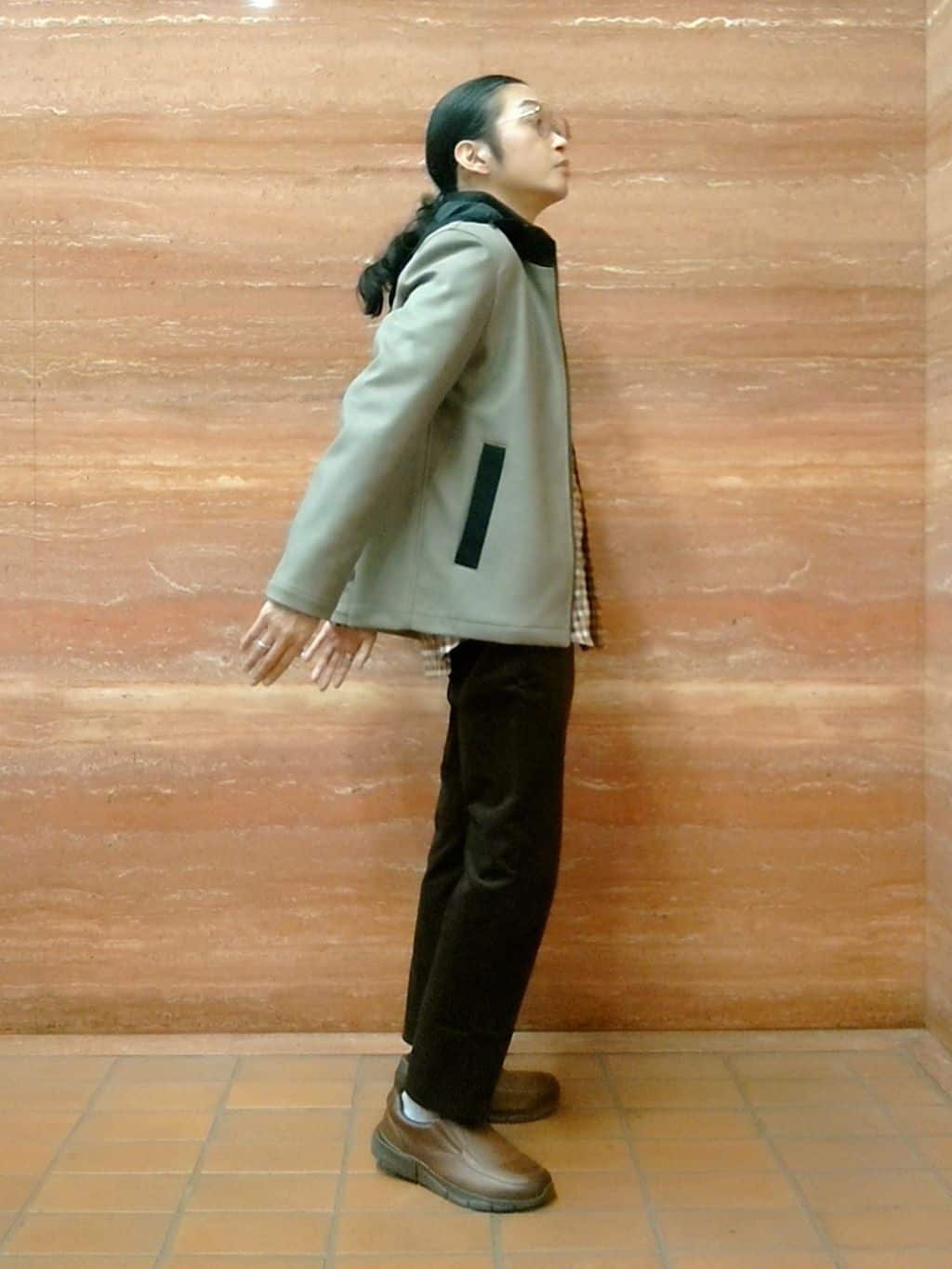 かしげるさんの「TAKEO KIKUCHI｜【JUST ONE LAYER】ダウンファブリック ジップアップ フード ブルゾン」を使ったコーディネート