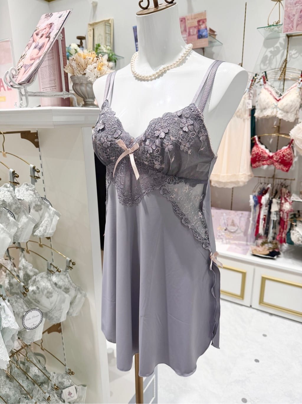 nishiさんの「Risa Magli｜ドーラ ブラジャー （B-C） ＜サイドシェイプ＞」を使ったコーディネート