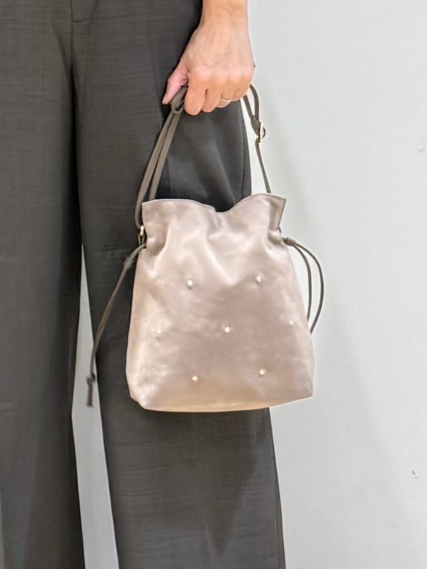 Lilyさんの「grove｜ワントップショートネックレス」を使ったコーディネート