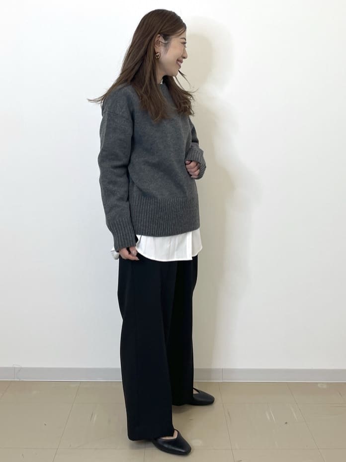 Akiさんの「OPAQUE.CLIP｜バンドカラーシャツ【洗濯機OK】」を使ったコーディネート