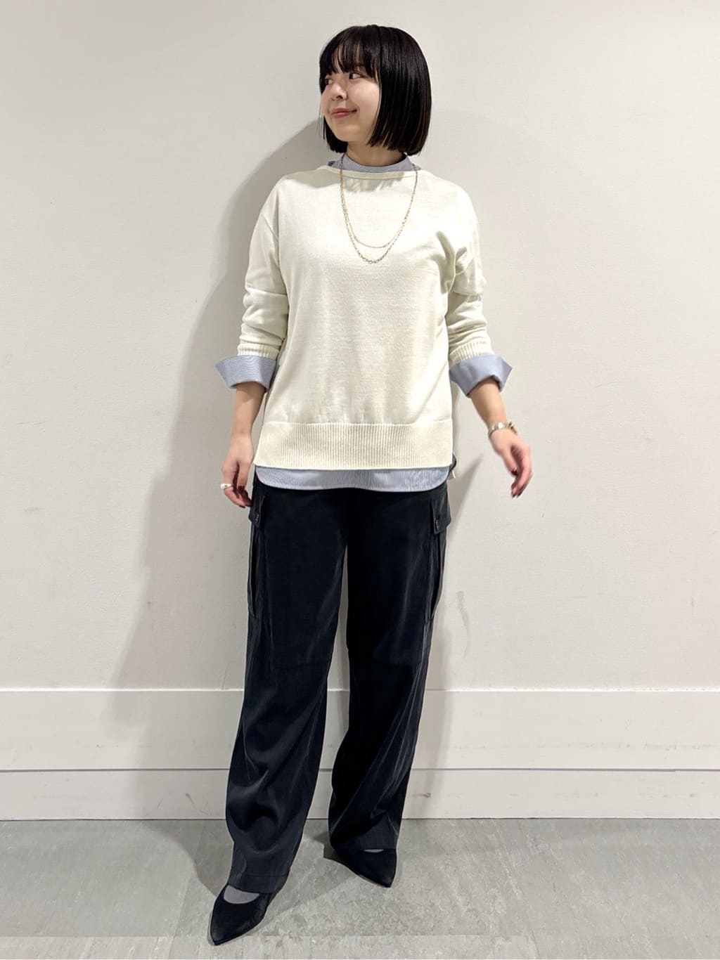 モエカさんの「UNTITLED｜【8色展開/体型カバー】魅せるタイムレスニット」を使ったコーディネート