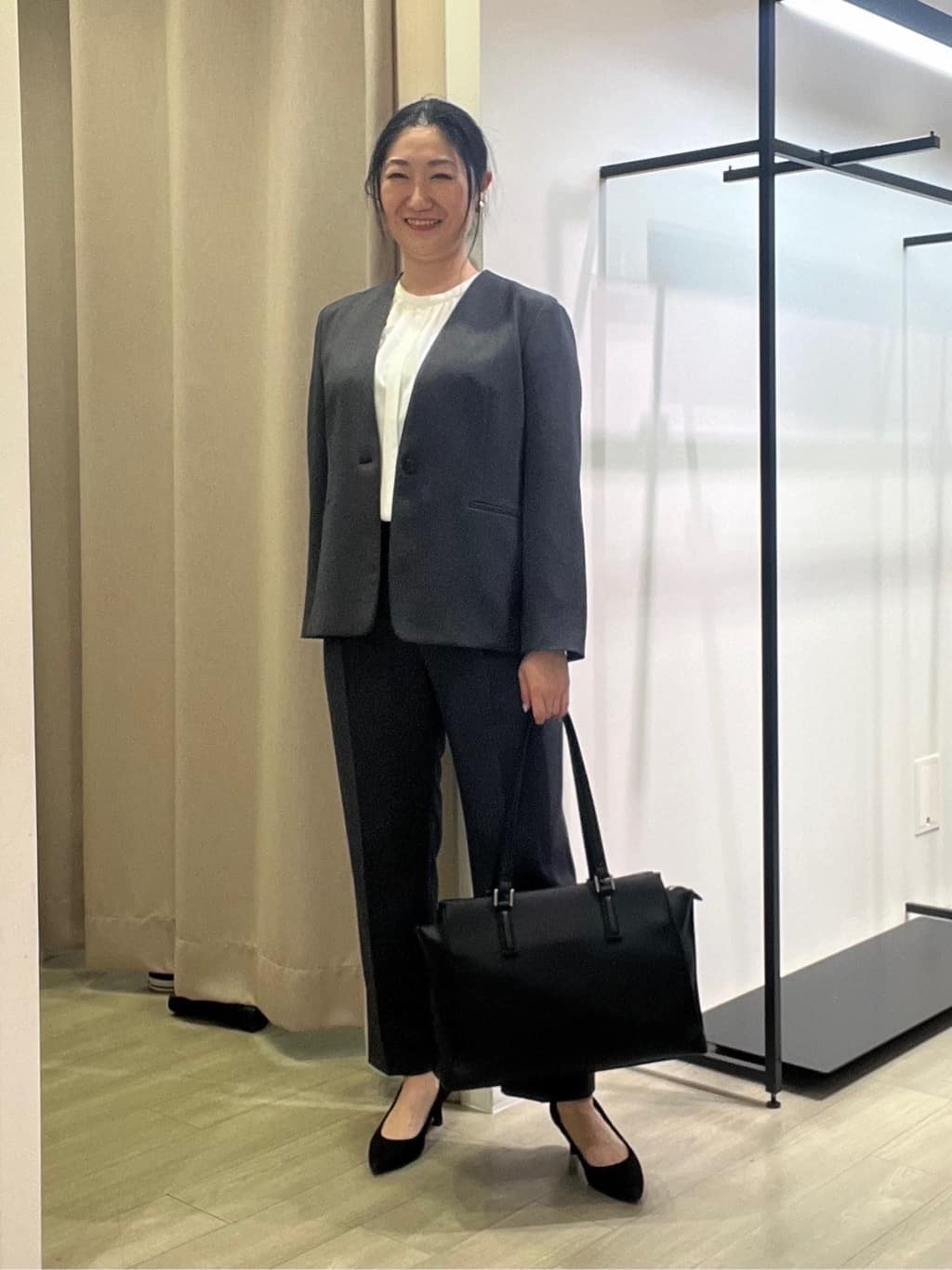 TOMOMIさんの「INDIVI｜【洗える／通勤／スーツ】メランジストレッチ テーラージャケット」を使ったコーディネート