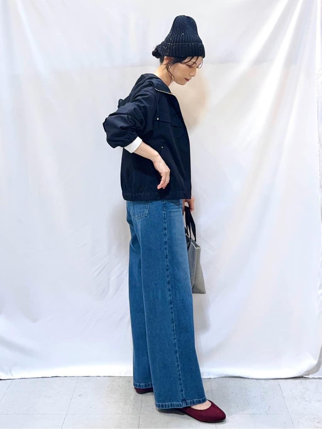 𝐇𝐢𝐫𝐨𝐦𝐢さんの「SHOO･LA･RUE｜グラフィックアソート ベーシックロンT」を使ったコーディネート