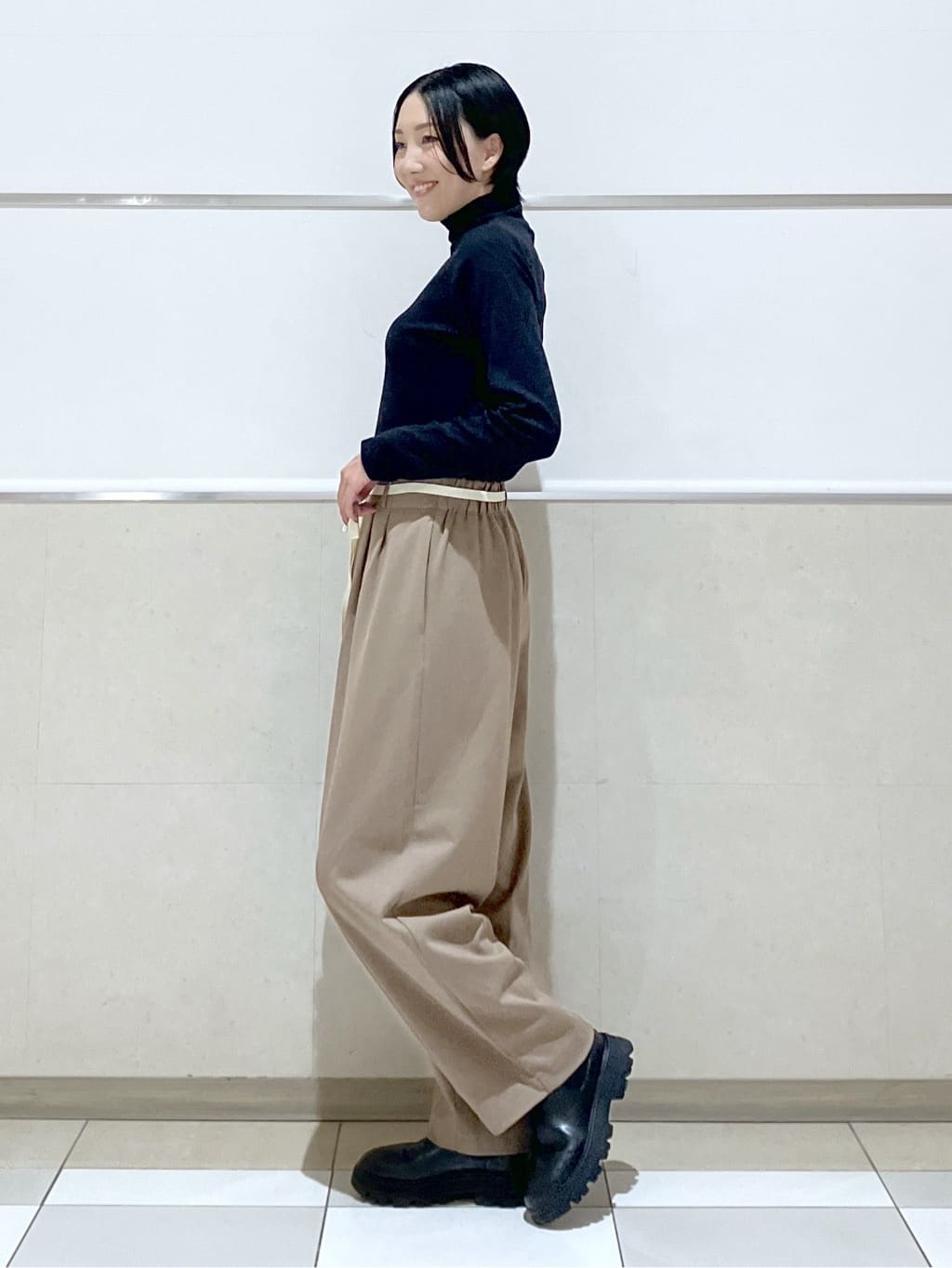 eriko さんの「Dessin｜【洗える】カーヴィパンツ」を使ったコーディネート