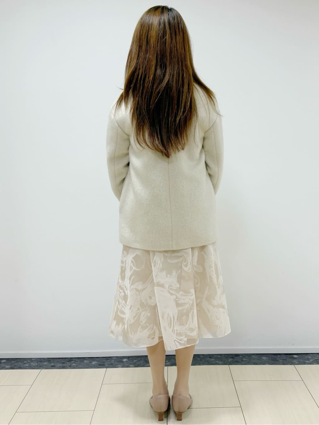 Annaさんの「COUP DE CHANCE｜【手洗い可／日本製】フラワー柄プリントスカート」を使ったコーディネート