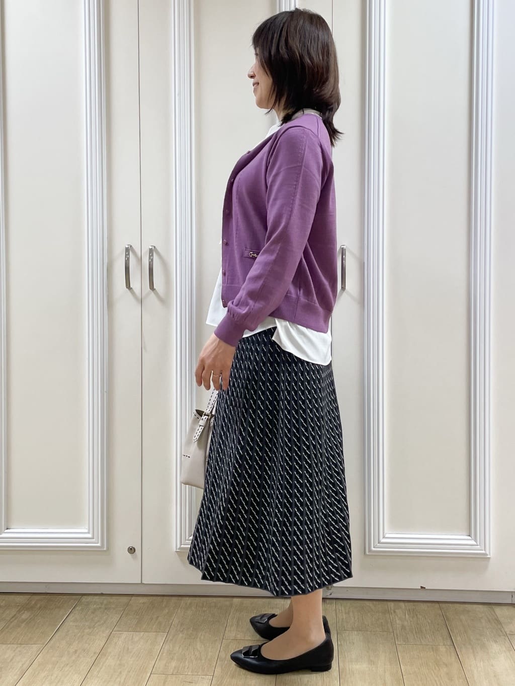 めいさんの「Reflect｜【きちんと見え／通勤／セレモニーにおすすめ◎】ドット柄ボウタイブラウス」を使ったコーディネート