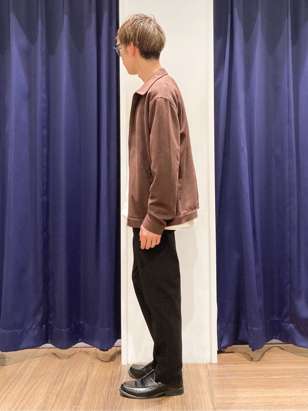つーじーさんの「THE SHOP TK｜【心地良い、滑らかさ】レイヤード風ケーブル ニットソー 【洗濯機OK】」を使ったコーディネート