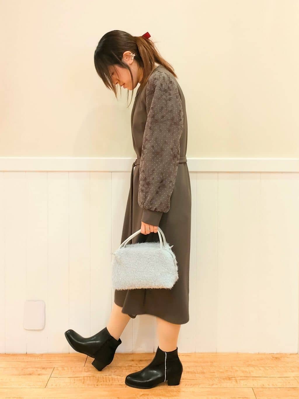 NMさんの「SHOO･LA･RUE｜キラキラバックストレッチブーツ」を使ったコーディネート