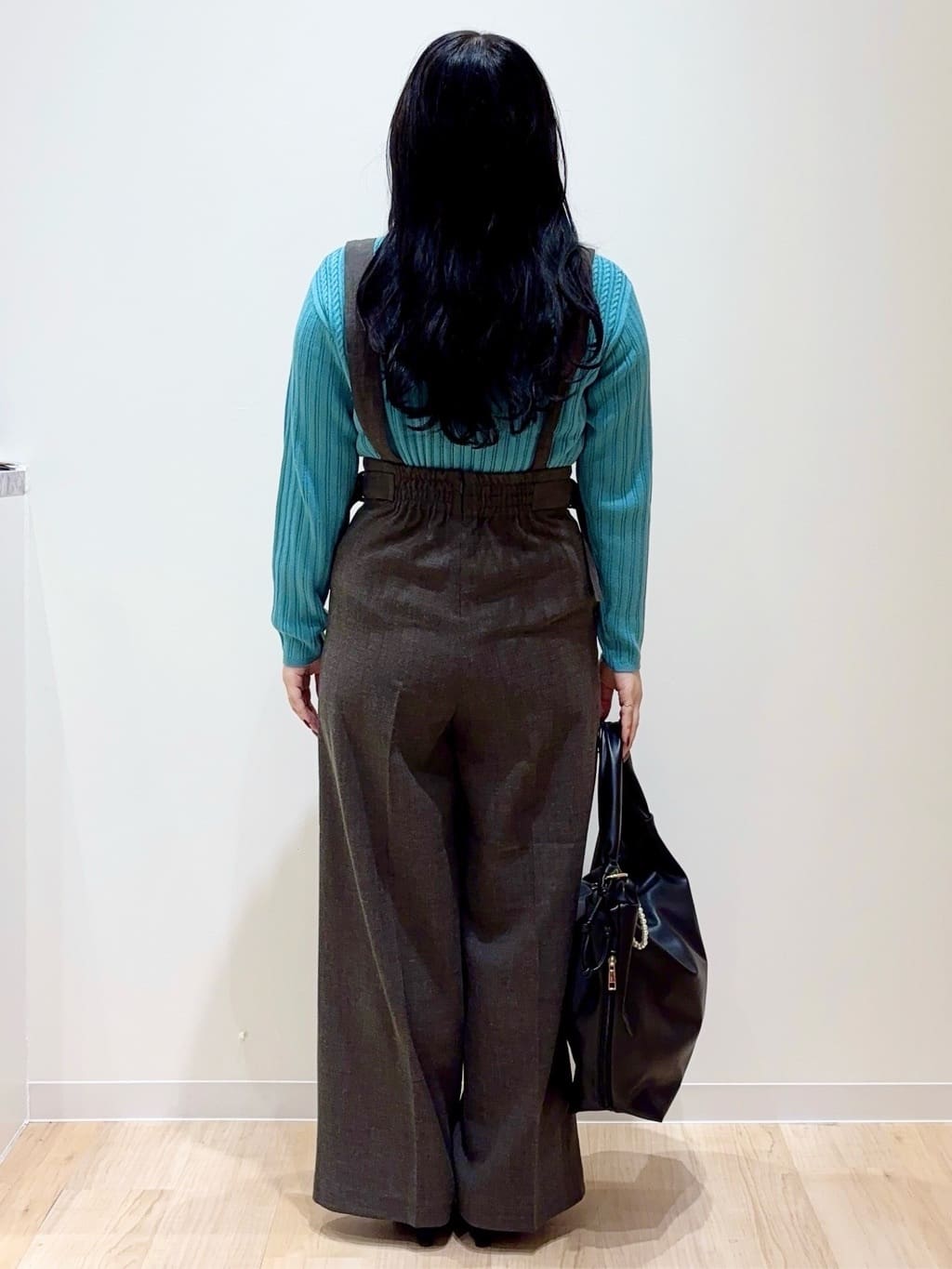 minamiさんの「grove｜【毛玉軽減／洗える】ミニケーブルニット」を使ったコーディネート