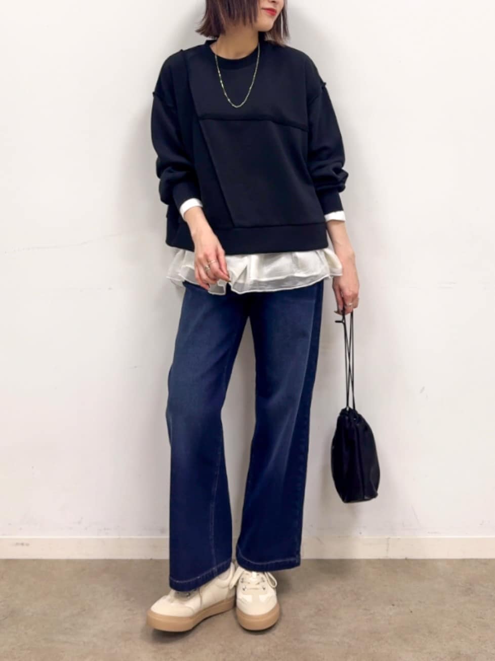 𝐜𝐡𝐢𝐤𝐚さんの「SHOO･LA･RUE｜裾フリルレイヤードトップス」を使ったコーディネート