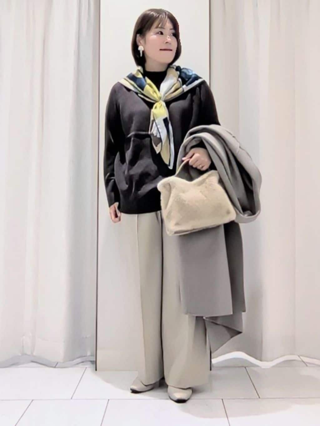 Onumaさんの「UNTITLED｜【重ね着もおすすめ/洗える】ウールカシミヤ クルーネックニット」を使ったコーディネート