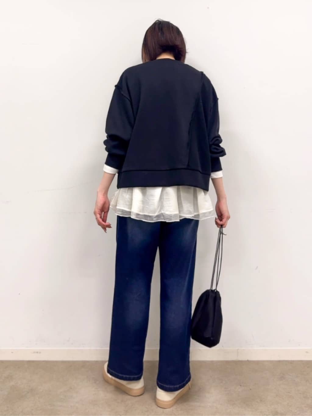 𝐜𝐡𝐢𝐤𝐚さんの「SHOO･LA･RUE｜裾フリルレイヤードトップス」を使ったコーディネート
