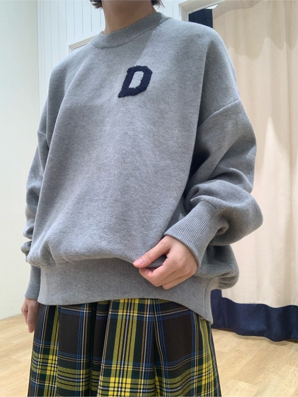 IMARIさんの「Dessin｜【洗える】Dサガラ刺繍ワッペン付きニット」を使ったコーディネート