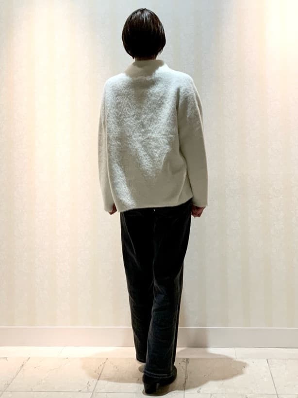 hikaruさんの「INDIVI｜【トレンド】衿付きワイドリブニット」を使ったコーディネート