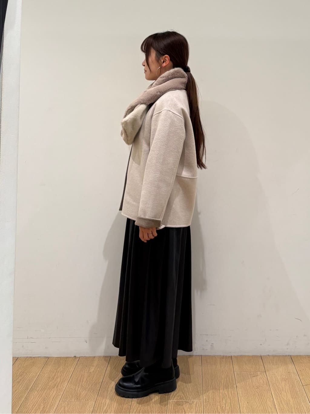 maiさんの「INDIVI｜【配色デザイン／ショート丈】ウールリバー ノーカラーコート」を使ったコーディネート