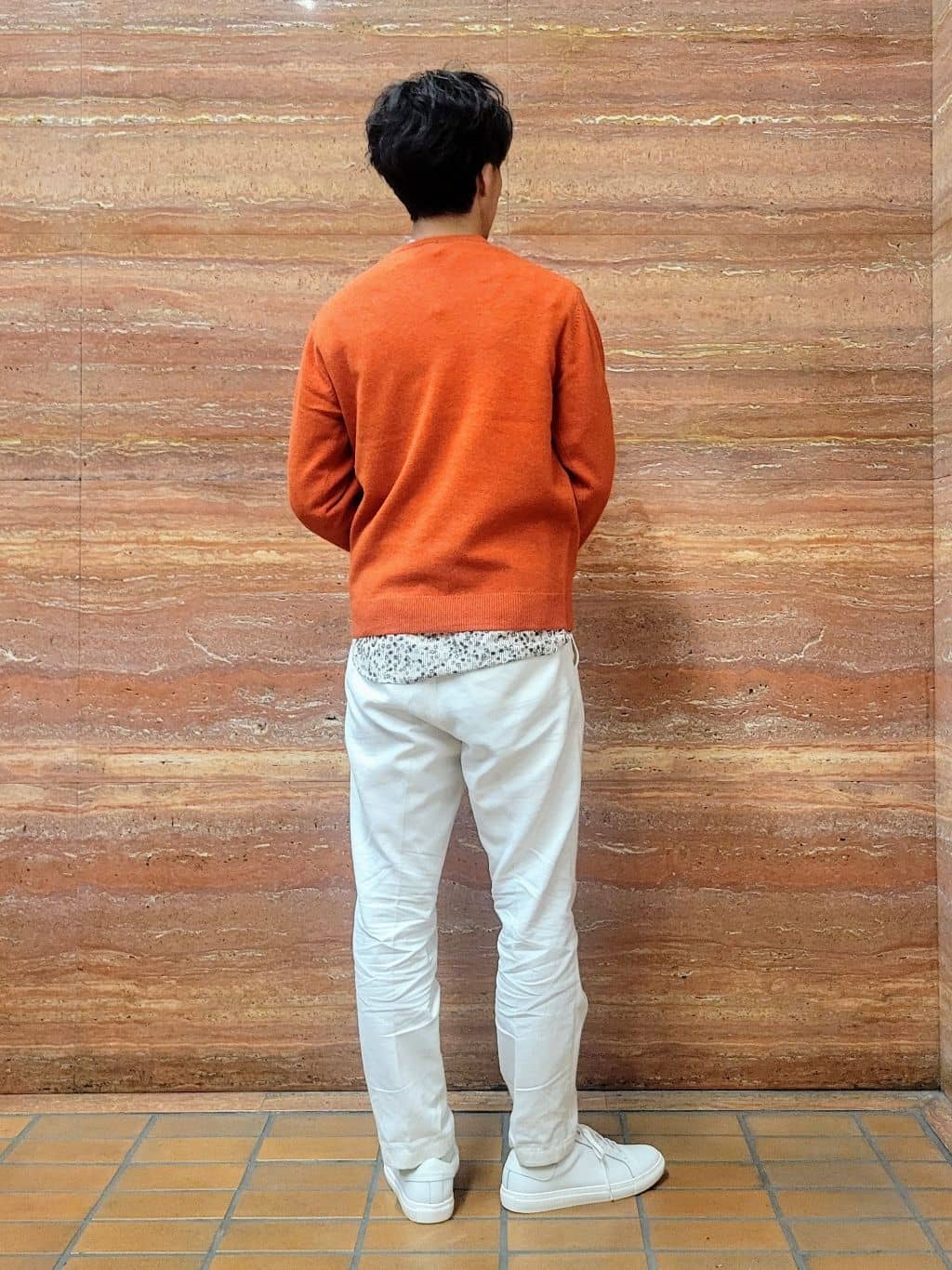piroyaさんの「TAKEO KIKUCHI｜【Air Palette Knit】ワンポイント カラーニット プルオーバー」を使ったコーディネート