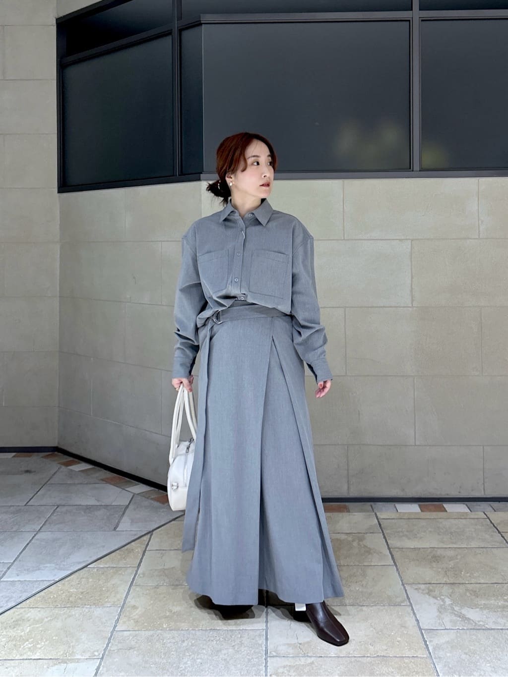 よねさんの「INDIVI｜【再入荷】パネルストレッチショートブーツ」を使ったコーディネート