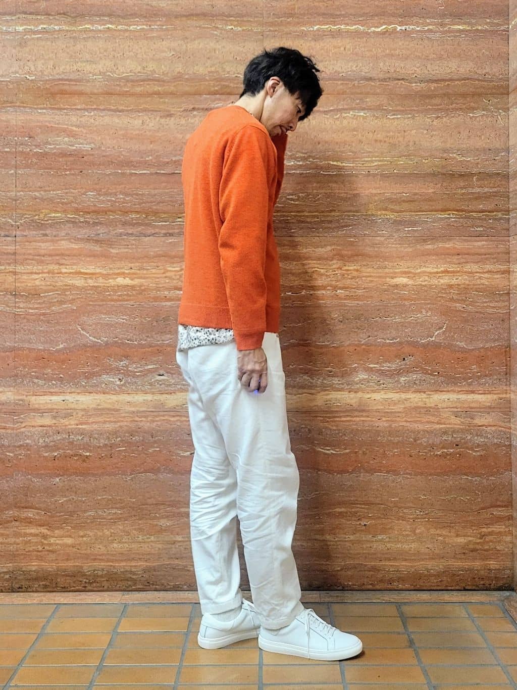piroyaさんの「TAKEO KIKUCHI｜【Air Palette Knit】ワンポイント カラーニット プルオーバー」を使ったコーディネート