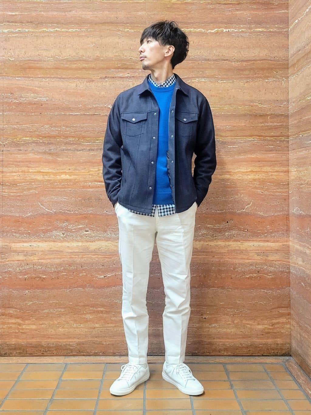 piroyaさんの「TAKEO KIKUCHI｜【Air Palette Knit】ワンポイント カラーニット プルオーバー」を使ったコーディネート