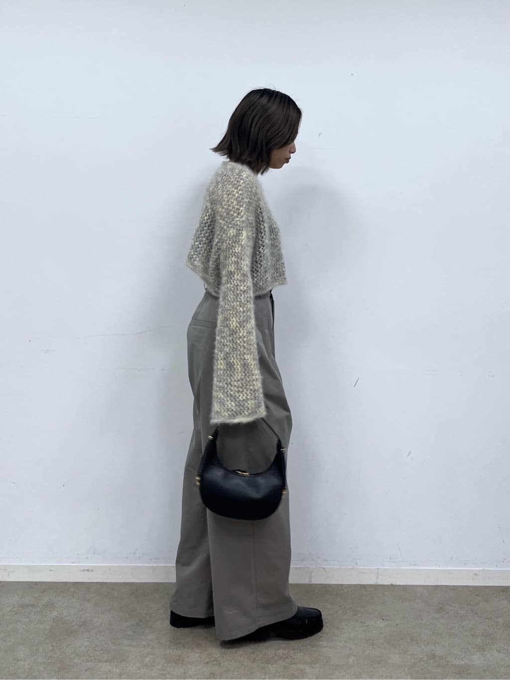 Harukaさんの「INDIVI｜チノシャンプレータックパンツ」を使ったコーディネート
