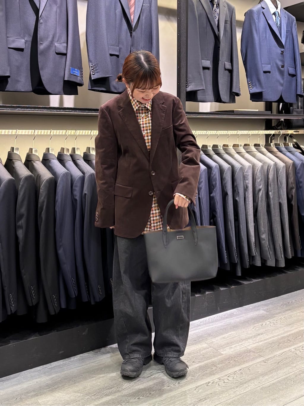 ウララさんの「TAKEO KIKUCHI｜マルチギンガムチェック シャツ」を使ったコーディネート